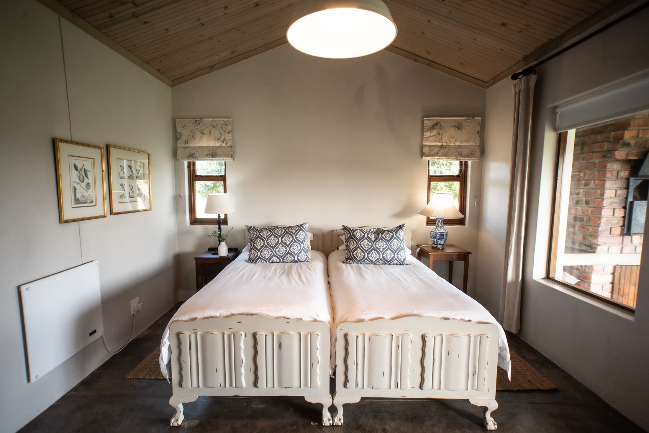 Farm light at Landmeterskop Farm Cottages near Stanford